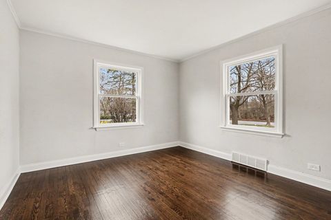 Tiny photo for 808 Sterling Avenue, Flossmoor, IL 60422 (MLS # 12607573)