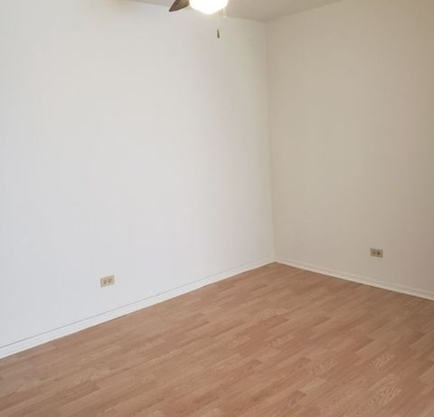 Tiny photo for 21W581 N North Avenue #73, Lombard, IL 60148 (MLS # 12436829)