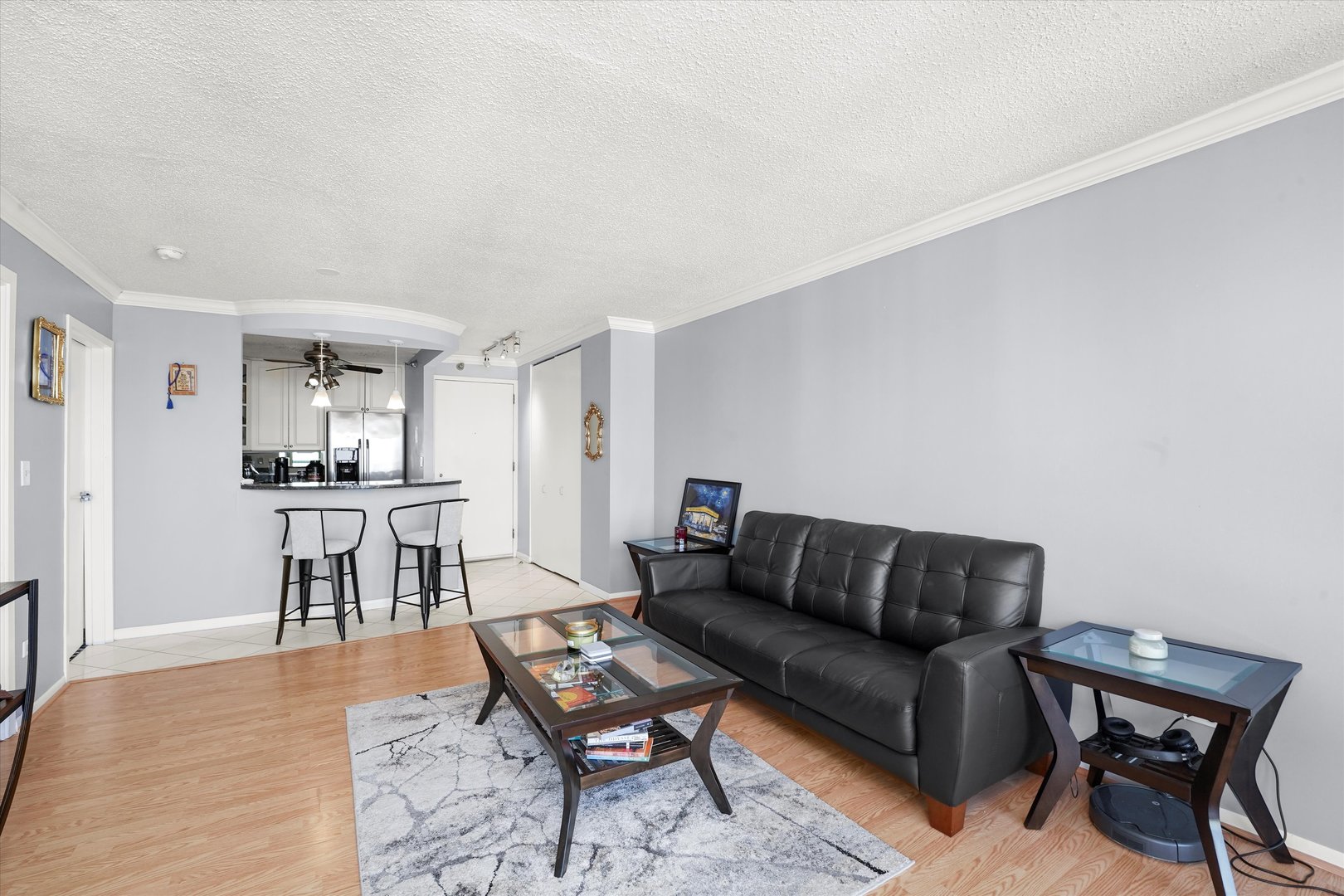 111 W Maple Street 2508