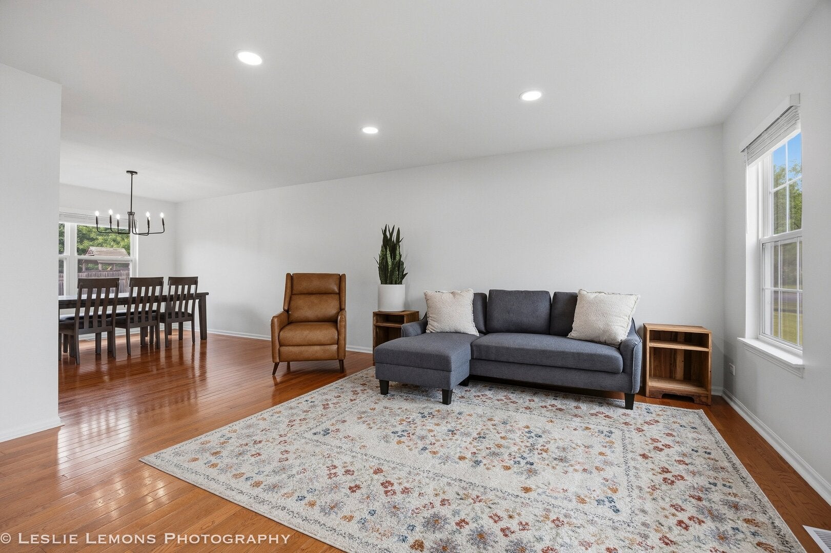 6816 Twin Falls Drive