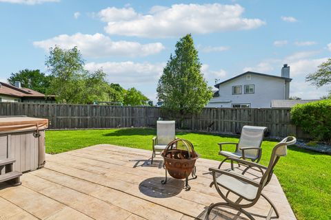 Tiny photo for 965 S Chippendale Drive, Bartlett, IL 60103 (MLS # 12642374)