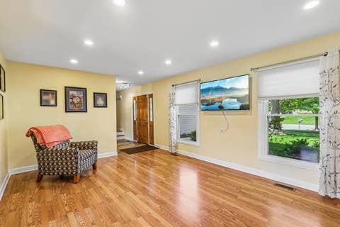 Tiny photo for 965 S Chippendale Drive, Bartlett, IL 60103 (MLS # 12642374)