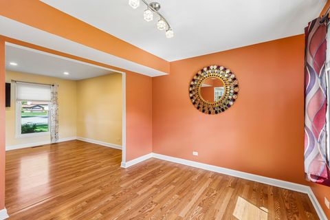 Tiny photo for 965 S Chippendale Drive, Bartlett, IL 60103 (MLS # 12642374)