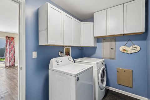 Tiny photo for 965 S Chippendale Drive, Bartlett, IL 60103 (MLS # 12642374)