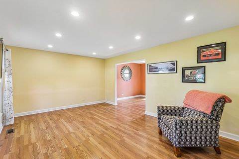 Tiny photo for 965 S Chippendale Drive, Bartlett, IL 60103 (MLS # 12642374)