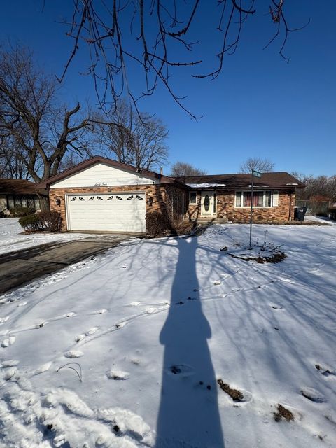 64 E 158th Place South Holland IL 60473