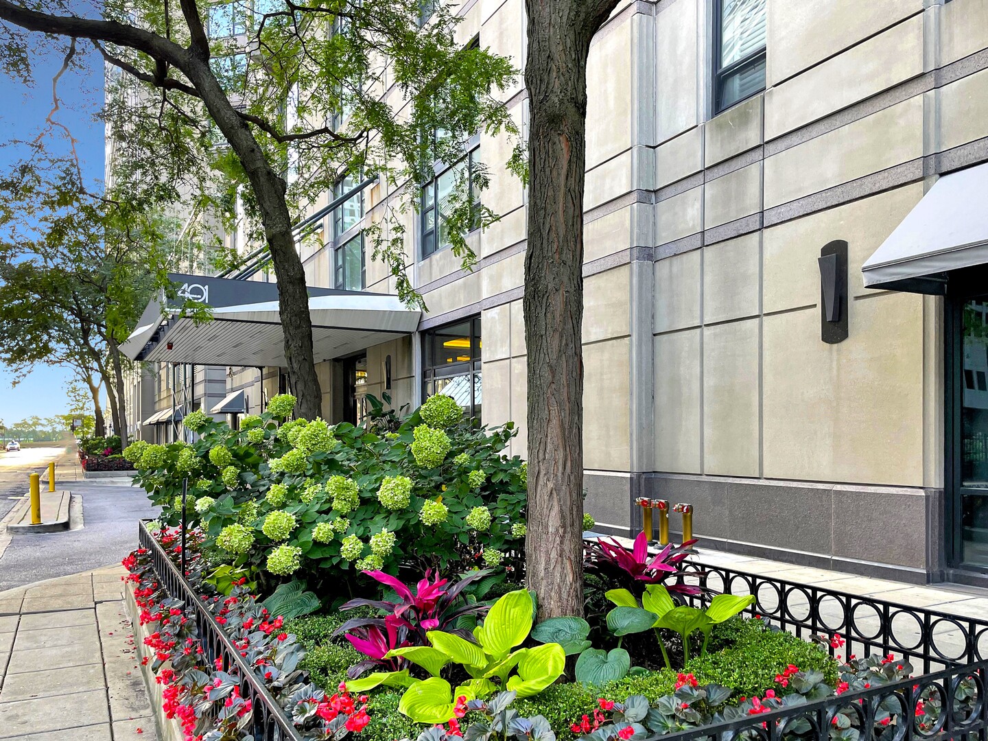 401 E ONTARIO Street 3103