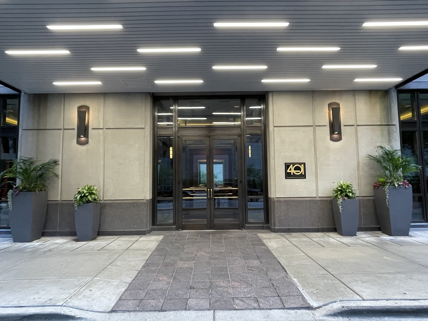 401 E ONTARIO Street 3103