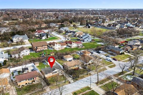 Tiny photo for 355 IRIS Lane, Chicago Heights, IL 60411 (MLS # 12597241)