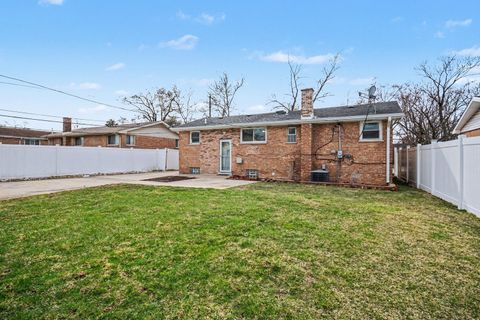 Tiny photo for 355 IRIS Lane, Chicago Heights, IL 60411 (MLS # 12597241)