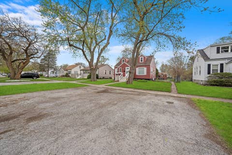 Tiny photo for 3430 186th Street, Lansing, IL 60438 (MLS # 12665405)