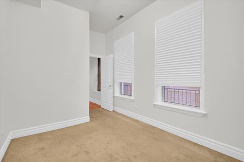 Tiny photo for 4856 S PRAIRIE Avenue #2, Chicago, IL 60615 (MLS # 12479456)