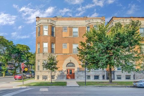 Photo of 4856 S PRAIRIE Avenue #2, Chicago, IL 60615 (MLS # 12479456)