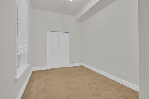 Tiny photo for 4856 S PRAIRIE Avenue #2, Chicago, IL 60615 (MLS # 12479456)