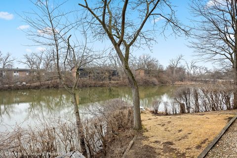 Tiny photo for 5525 E LAKE Drive #A, Lisle, IL 60532 (MLS # 12585329)