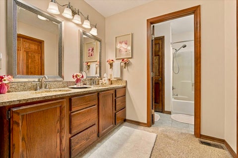 Tiny photo for 20 Kensington Circle, Bloomington, IL 61704 (MLS # 12784446)