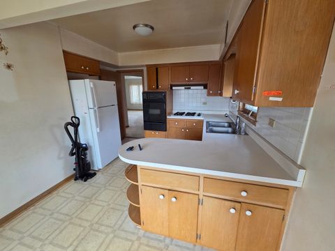 Tiny photo for 8423 N Shermer Road N, Niles, IL 60714 (MLS # 12600571)