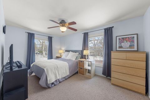 Tiny photo for 1230 Bunker Hill Court #A, Wheaton, IL 60189 (MLS # 12589211)