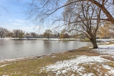 Tiny photo for 1230 Bunker Hill Court #A, Wheaton, IL 60189 (MLS # 12589211)