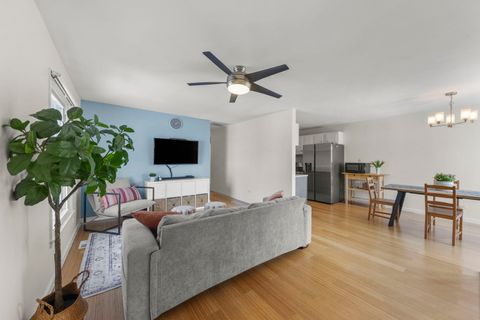 Tiny photo for 1230 Bunker Hill Court #A, Wheaton, IL 60189 (MLS # 12589211)