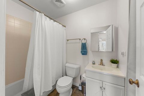 Tiny photo for 1230 Bunker Hill Court #A, Wheaton, IL 60189 (MLS # 12589211)