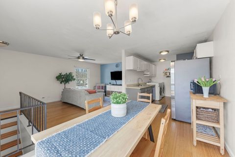 Tiny photo for 1230 Bunker Hill Court #A, Wheaton, IL 60189 (MLS # 12589211)