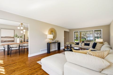 Tiny photo for 2302 Sudbury Lane, Geneva, IL 60134 (MLS # 12622561)