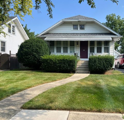 713 E Elmwood Avenue West Chicago IL 60185