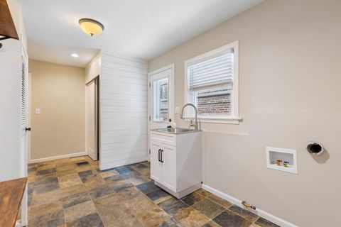 Tiny photo for 6505 N Ponchartrain Boulevard, Chicago, IL 60646 (MLS # 12460143)