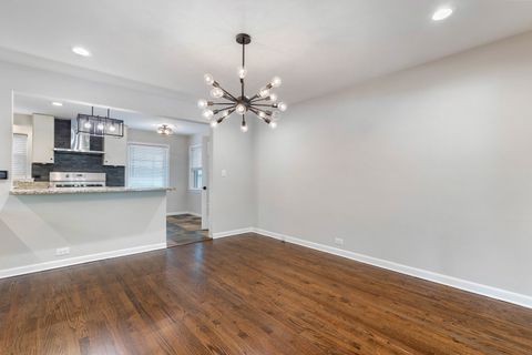 Tiny photo for 6505 N Ponchartrain Boulevard, Chicago, IL 60646 (MLS # 12460143)
