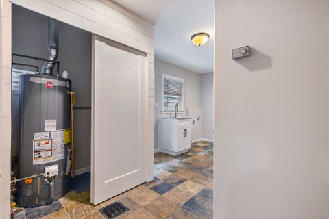 Tiny photo for 6505 N Ponchartrain Boulevard, Chicago, IL 60646 (MLS # 12460143)