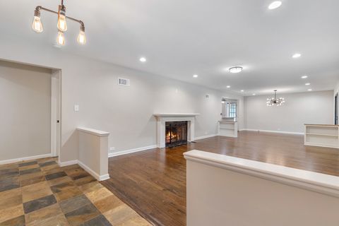 Tiny photo for 6505 N Ponchartrain Boulevard, Chicago, IL 60646 (MLS # 12460143)