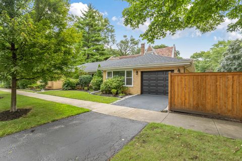 Tiny photo for 6505 N Ponchartrain Boulevard, Chicago, IL 60646 (MLS # 12460143)