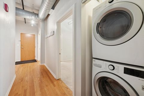 Tiny photo for Chicago, IL 60605 (MLS # 12557958)