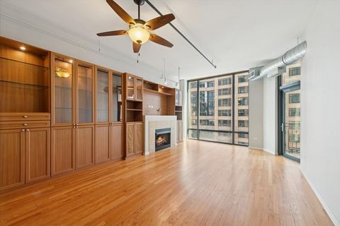 Tiny photo for Chicago, IL 60605 (MLS # 12557958)