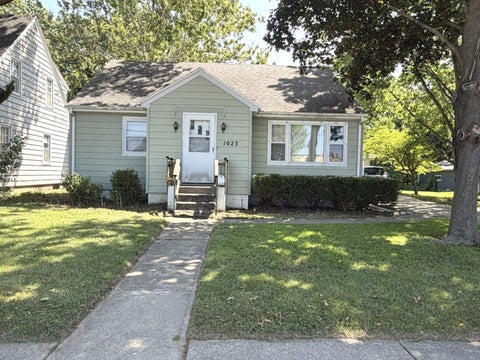 Photo of 1023 Union Street, Morris, IL 60450 (MLS # 12723800)