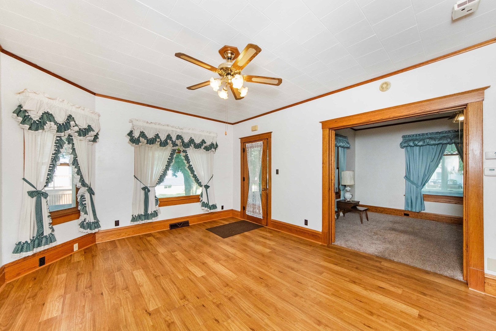320 Walnut Street