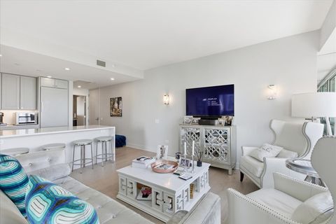 Tiny photo for 57 E Delaware Place #3904, Chicago, IL 60611 (MLS # 12564900)
