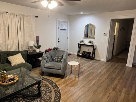 Tiny photo for 1214 E Grayson Street E, Benton, IL 62812 (MLS # 12766375)