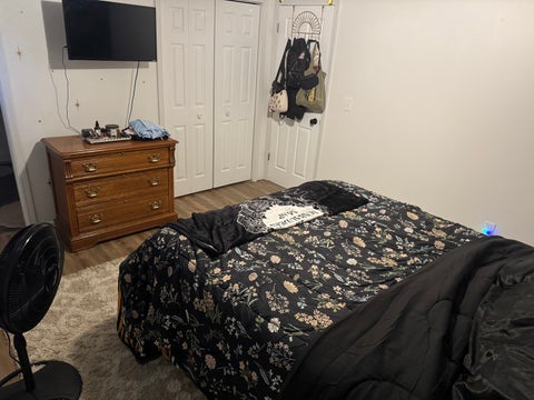 Tiny photo for 1214 E Grayson Street E, Benton, IL 62812 (MLS # 12766375)