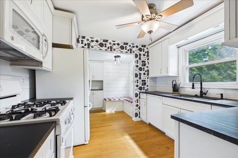 Tiny photo for 67 Grove Avenue, Glen Ellyn, IL 60137 (MLS # 12788829)