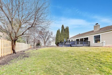 Tiny photo for 1620 Glacier Parkway, Algonquin, IL 60102 (MLS # 12582903)