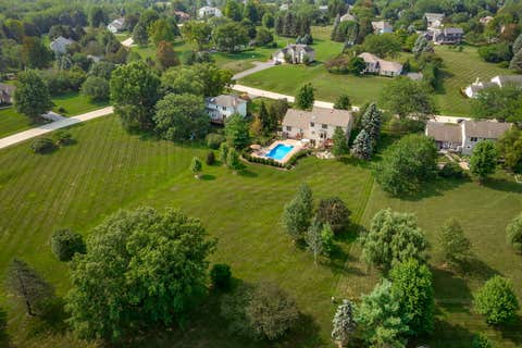 Tiny photo for 39W140 Baert Lane, St. Charles, IL 60175 (MLS # 12718352)