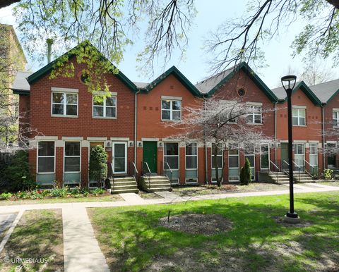 1537 N Clybourn Avenue D Chicago IL 60610