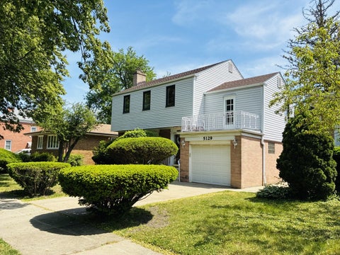 Photo of 5129 Crain Street, Skokie, IL 60077 (MLS # 12656931)