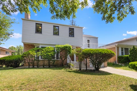 Tiny photo for 5129 Crain Street, Skokie, IL 60077 (MLS # 12656931)