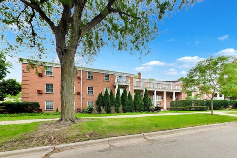 Tiny photo for La Grange, IL 60525 (MLS # 12768643)