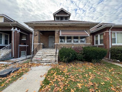 Photo of 7634 S Marshfield Avenue, Chicago, IL 60620 (MLS # 12517597)