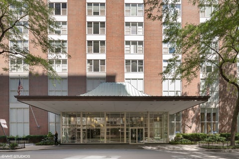 Photo of 1325 N State Parkway #21D, Chicago, IL 60610 (MLS # 12782163)