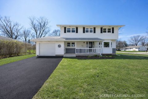 Photo of 1300 S Wayside Drive, Villa Park, IL 60181 (MLS # 12627394)